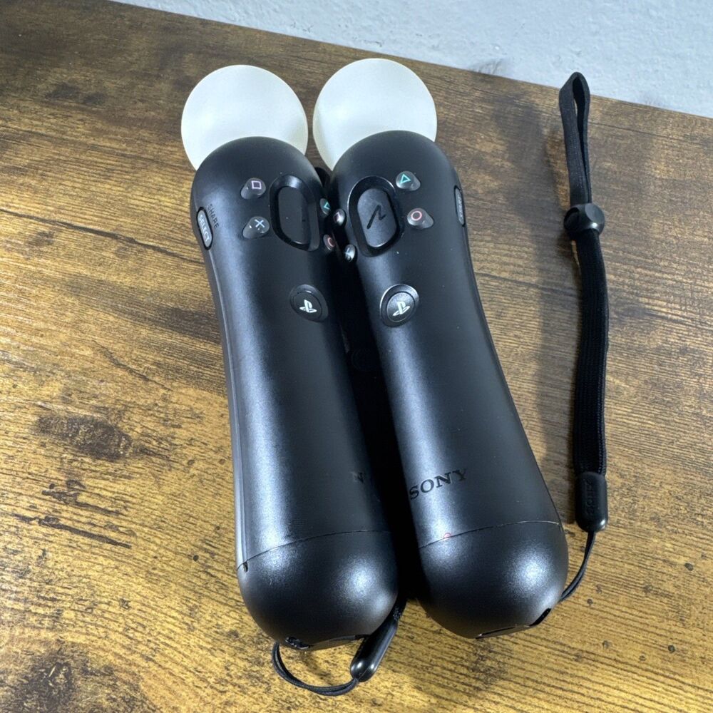 2 x OEM Sony Playstation 4 Move Motion Controllers PS4 - CECH-ZCM2U PSVR